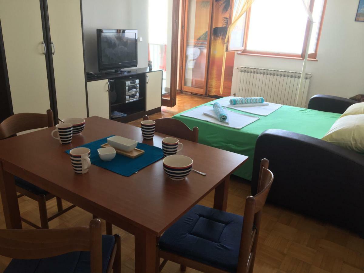 Apartman Mimoz Senj  Exterior photo